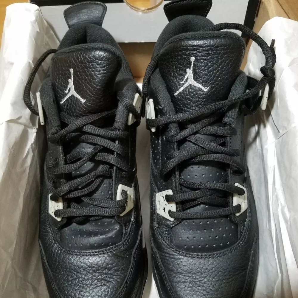 Jordan 4 Oreos (GS) size 7